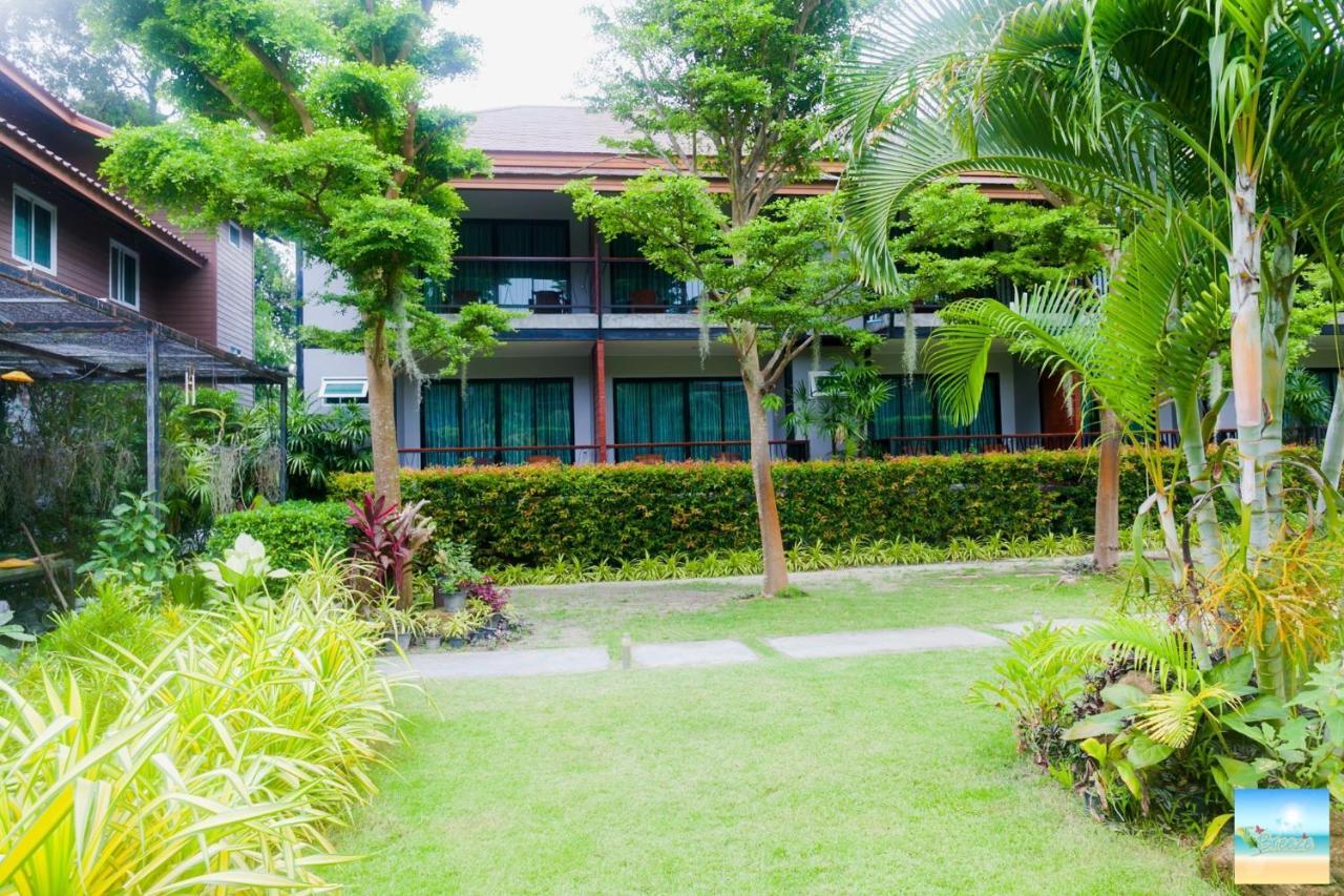 The Breeze Lipe Resort Εξωτερικό φωτογραφία