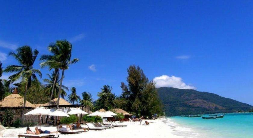 The Breeze Lipe Resort Εξωτερικό φωτογραφία