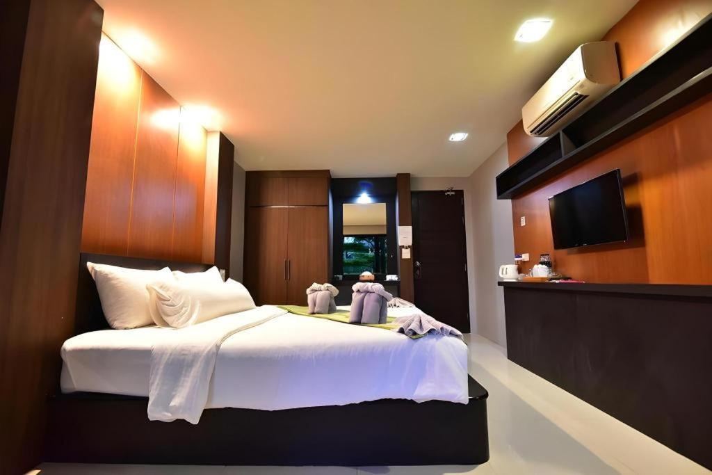 The Breeze Lipe Resort Εξωτερικό φωτογραφία